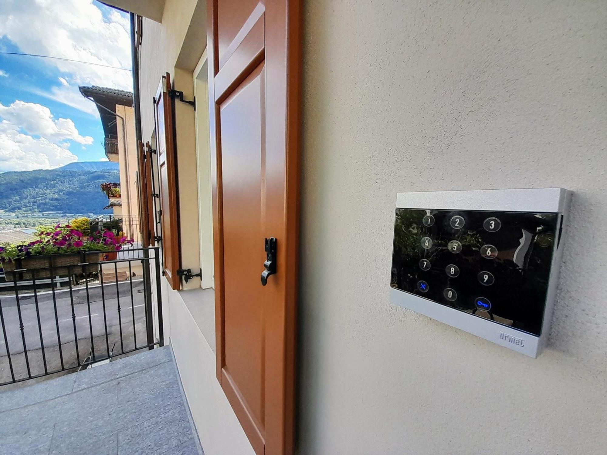 Casa Rosanelli Appartement Tenna Buitenkant foto